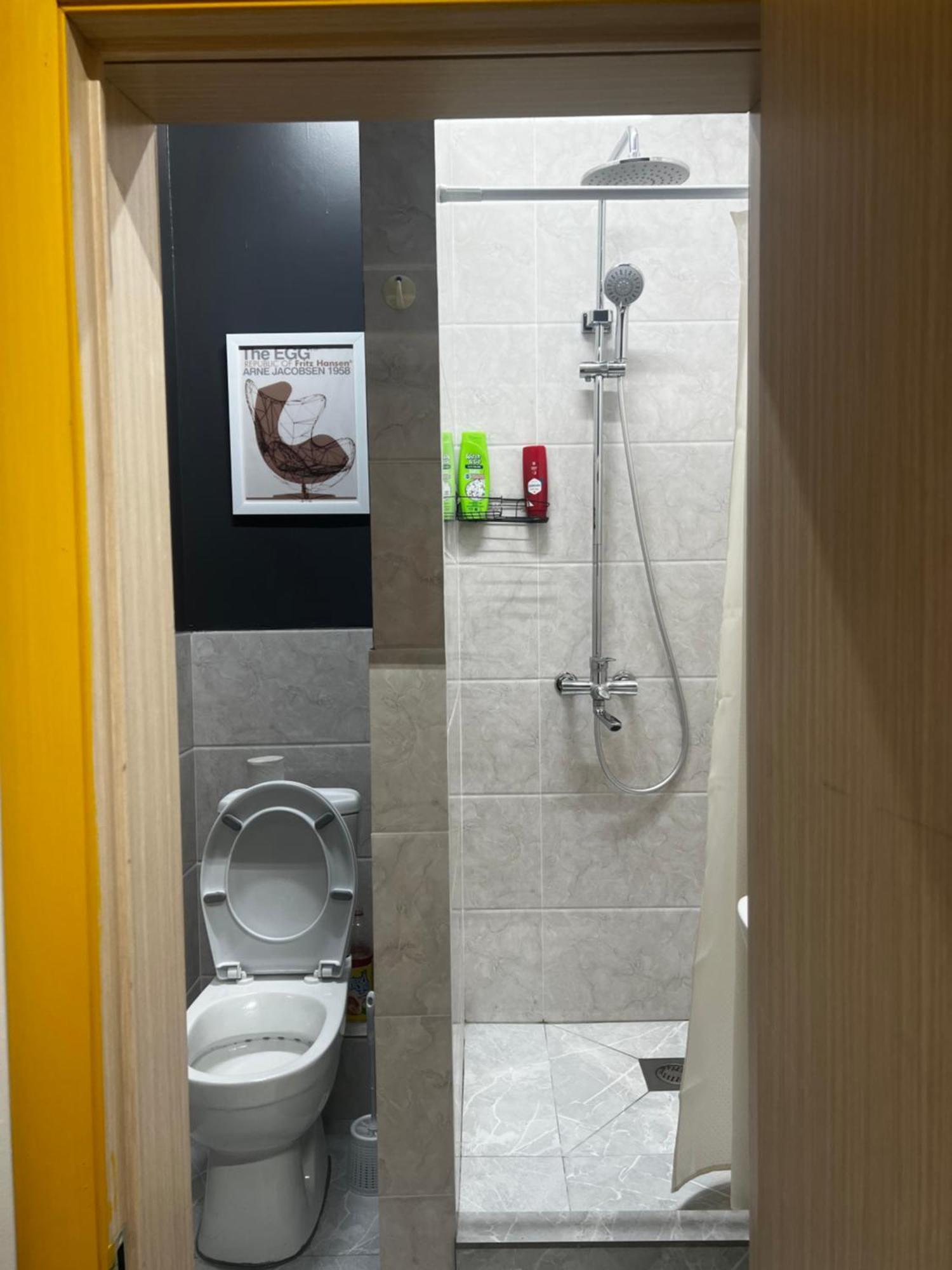 אסטנה Friends Hostel מראה חיצוני תמונה